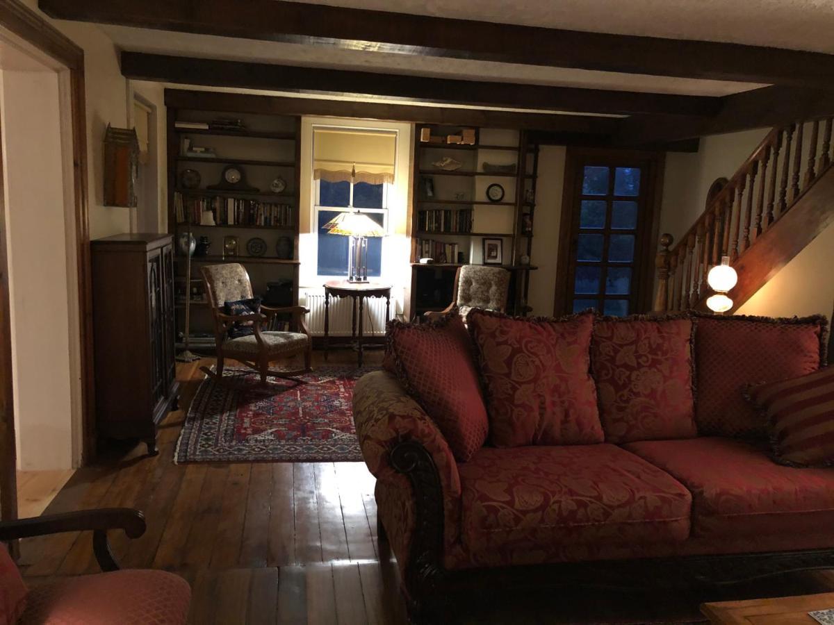 Sawyer'S Creek Bed And Breakfast Algonquin Highlands Bagian luar foto